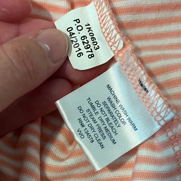 🐳 Striped Vineyard Vines Shirt! - Picture 7 of 8